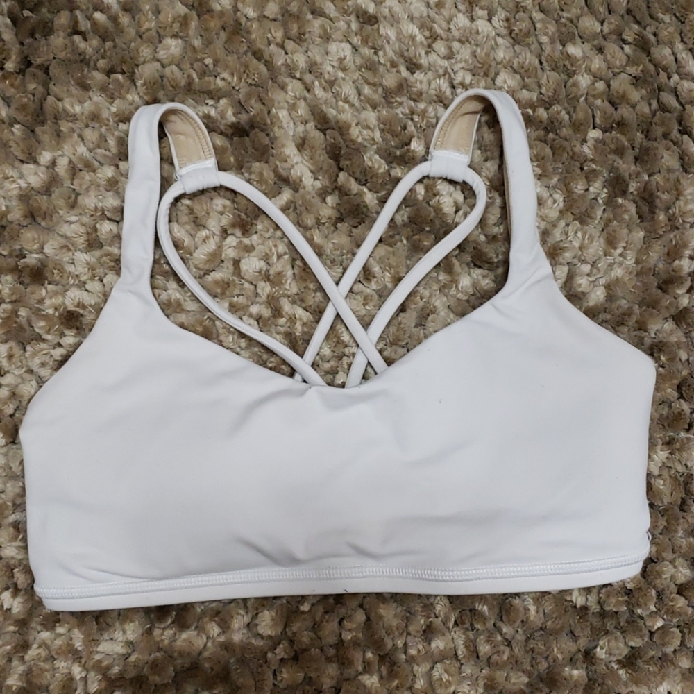 Lululemon sports bra size 4